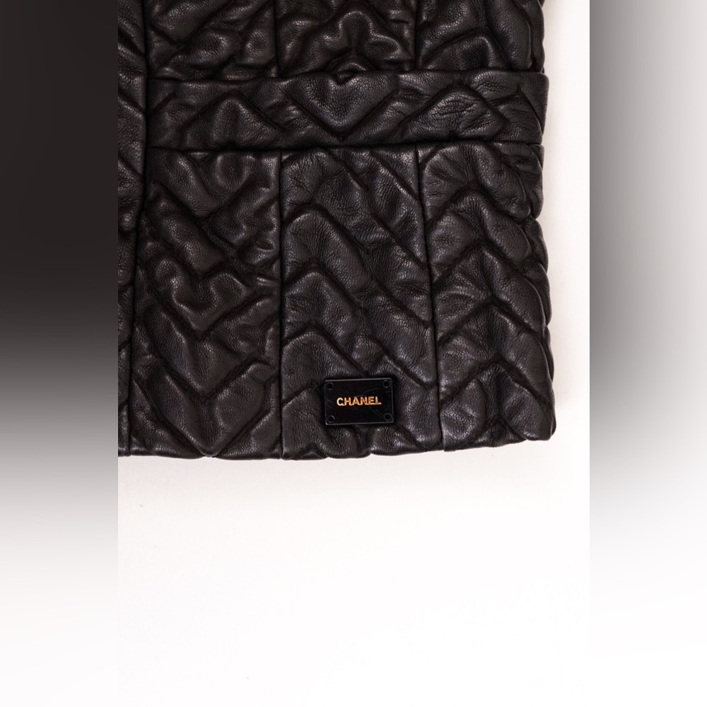 Chanel 2003 Floral Lace & Leather Jacket - Picture 6 of 7